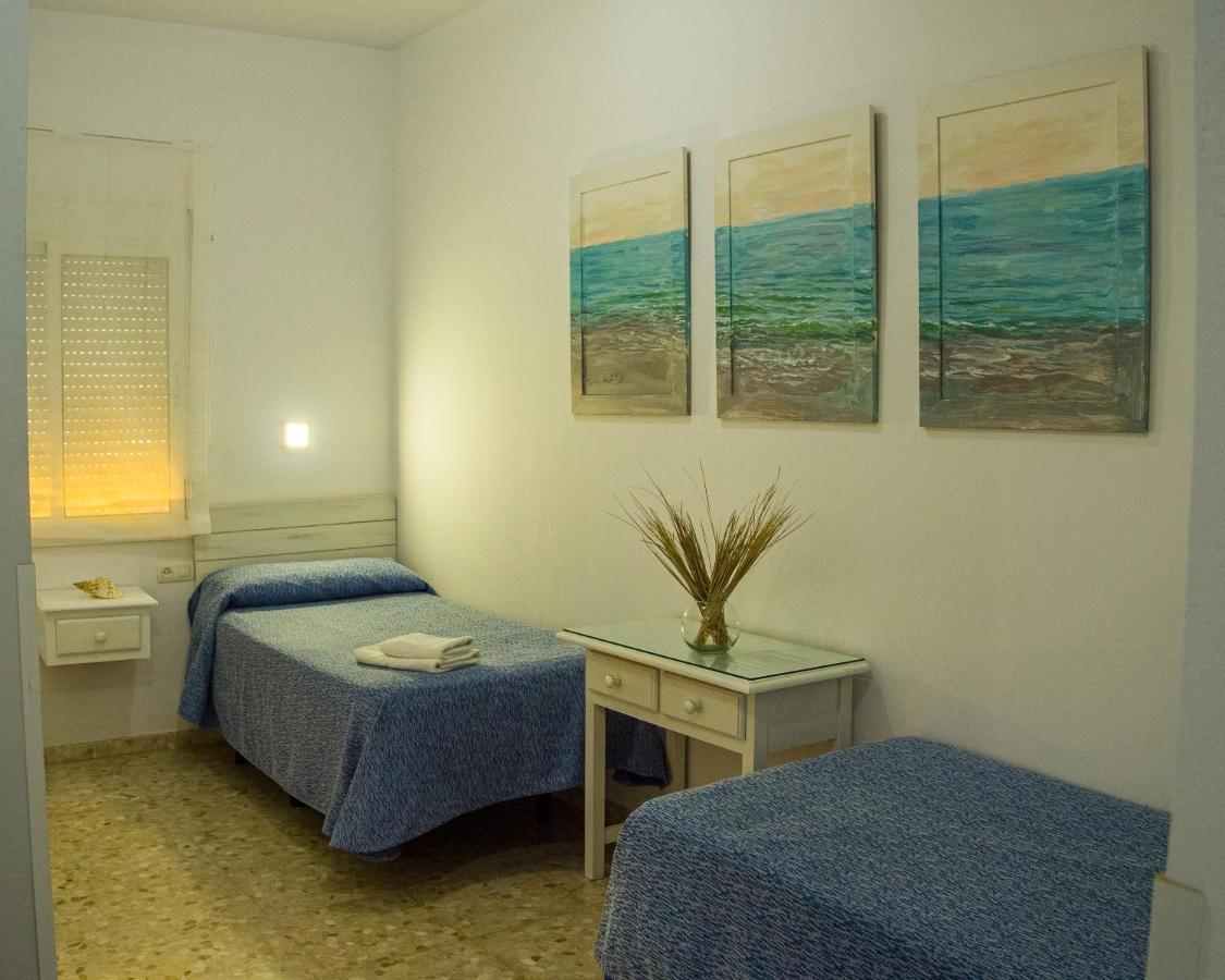 Hostal Patio Andaluz Punta Umbria Exterior photo