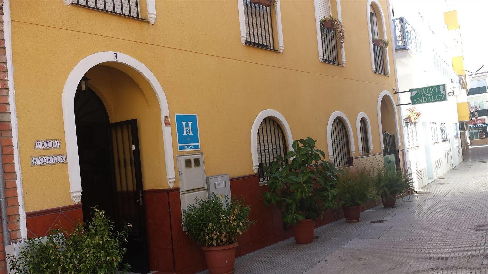 Hostal Patio Andaluz Punta Umbria Exterior photo